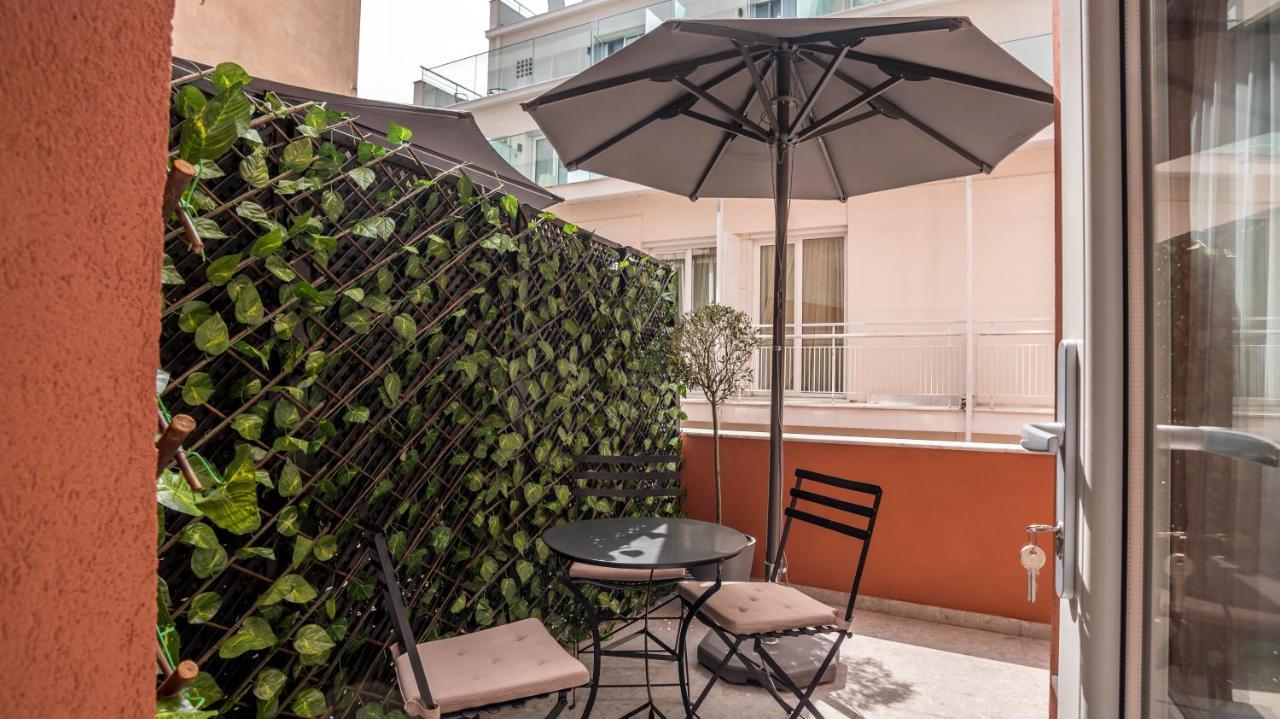 Metis Urbane Living Spaces Athen Exterior foto